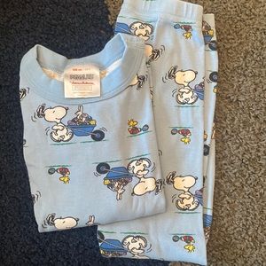 Hanna Andersson Easter jammies size 4